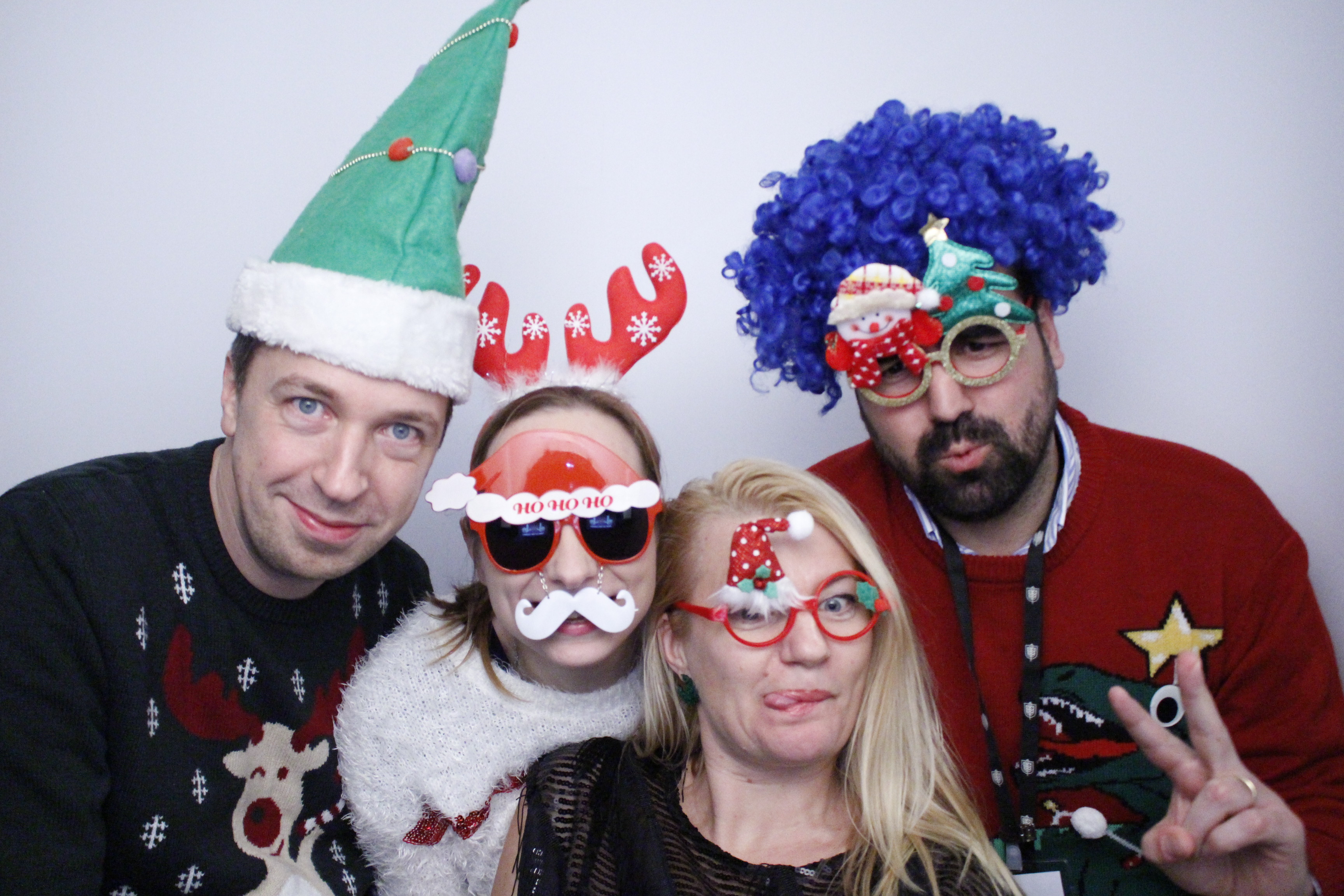 Hult EMBA Year 1 Christmas Dinner | View more photos from the event at gallery.myphotoboothexperience.co.uk/u/MyPhotoBoothExperienceLtd/Hult-EMBA-Year-1-Christmas-Dinner